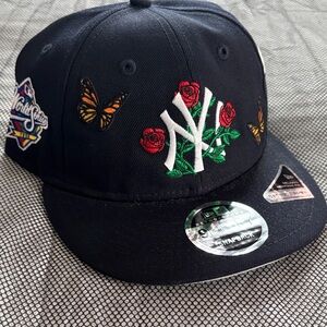 NEW ERA X NY YANKEES SnapBack Embroidered with Floral,  Butterfly NYC patches